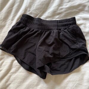 Lululemon Hotty Hot Short